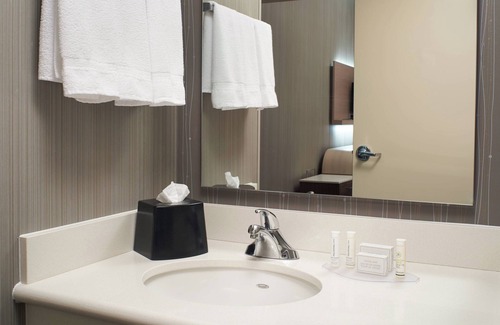 Maumee Hotel | Courtyard by Marriott Toledo Maumee/Arrowhead