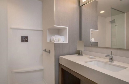 Wayne Hotel | Courtyard by Marriott Wayne Fairfield