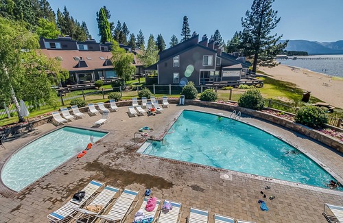 South Lake Tahoe House | Cozie home with a stone fireplace near Ski Run Marina/new mini split a/c