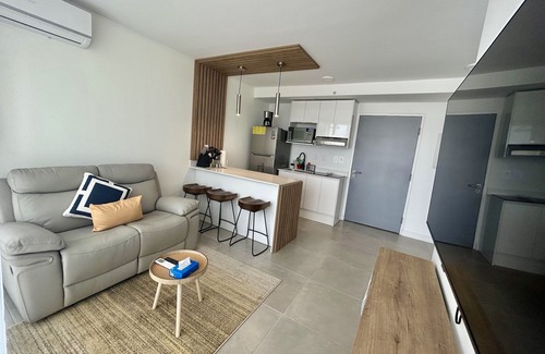 Rohrmoser Apartment | COZU STUDIO, walk distance LA SABANA CENTRAL PARK