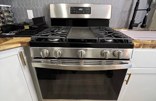 Philadelphia Apartment | Cozy 1-bd Unit w/AC and WiFi in delightful Philadelphia15 Mins from PHL Airport