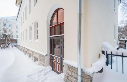 Kesklinn Apartment | Cozy 1-bedr in the centre near Old Town with private parking