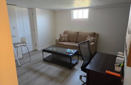 Murray Apartment | Cozy 1-bedroom apartment in wonderful Taylorsville with WiFi, AC