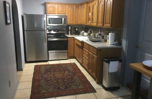 Voth Apartment | Cozy 1-bedroom apartment in Beaumont area, with AC, furnished.