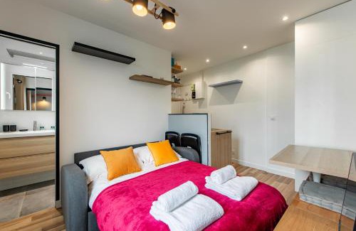 18th Arrondissement Apartment | Cozy 1-bedroom apartment with all amenities near iconic Montmartre neighbourhood