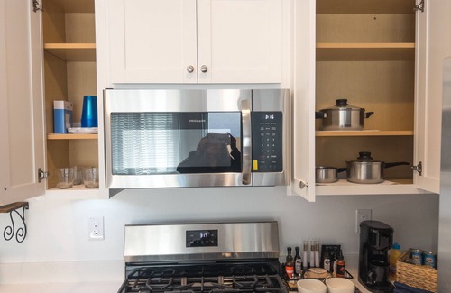 Avondale Apartment | Cozy 1-Bedroom Getaway with 2 Comfy Beds – Perfect for Relaxation!