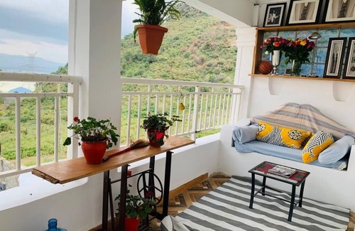 Naivasha House | Cozy 1 bedroom house 10 minutes from Buffalo Mall