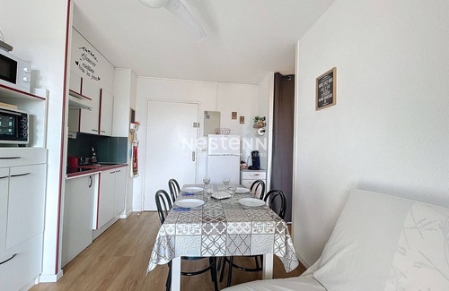 Moulin a Vent Apartment | Cozy 1BR with parking 500m from the beach