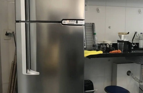 Marape Apartment | Cozy 2-bedroom apartment with AC and WiFi in charming Marapé Santos