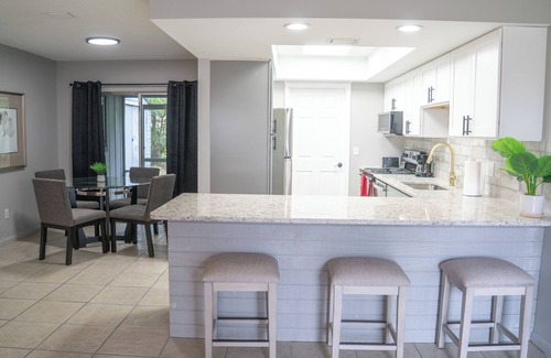 San Carlos Park House | Cozy 2-bedroom hideaway with WiFi, AC the heart of Fort Myers