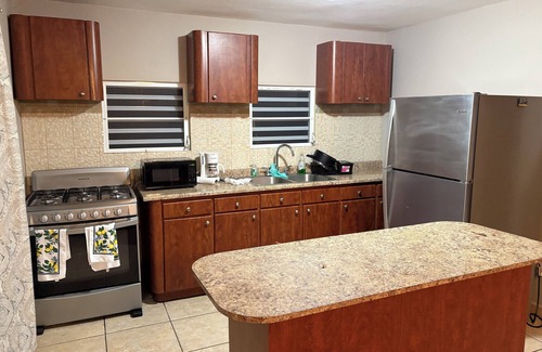 Lajas House | Cozy 2-bedroom house in charming Santa Rosa with WiFi, AC close to la palguera