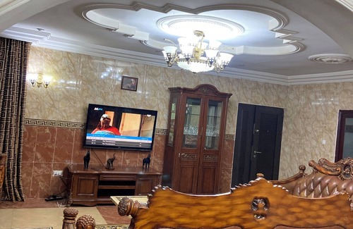 Jabi Apartment | Cozy 2 bedroom in a mansion @life camp, secured and in the city center