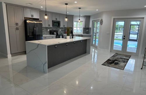 Fort Myers Shores House | *Cozy 2 BR * Waterfront home with Heated Pool