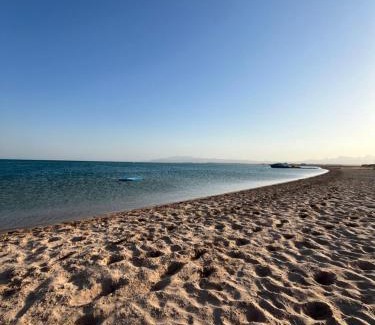 Soma Bay Ski Chalet | Cozy 2BR Seaview loft in Mesca Somabay