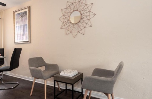 Bay Park Apartment | Cozy 2BR w/ Gym & Pool -15 mins to Mission Beach!