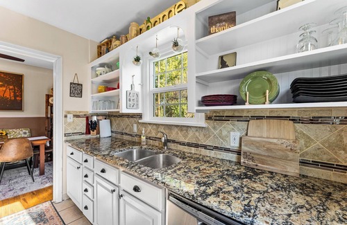 Nampa Cottage | Cozy 3 bedroom Cottage in quiet neighborhood in Nampa