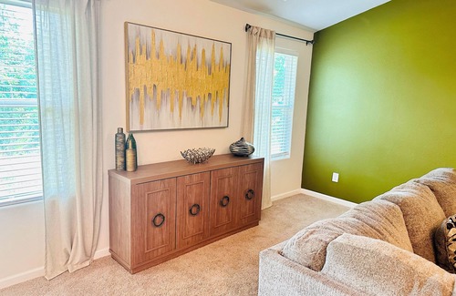 Greensboro House | Cozy 3BR house 15mins to A&T, UNCG, WetNWild