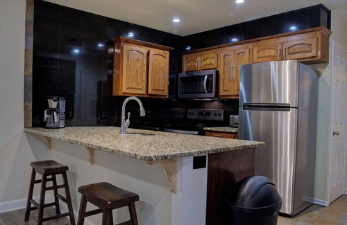 Leon Valley House | Cozy 4-bedroom house in wonderful San Antonio with WiFi, AC, and pet friendly.