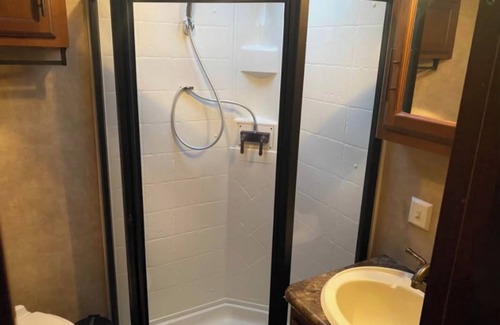 Onamia House | Cozy 5th wheel RV across Mille Lacs lake