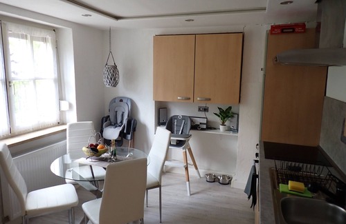 Naila Apartment | Cozy accommodation with spacious covered terrace right on the edge of the forest