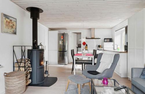 Hjørring Villa | Cozy And Personal Village House