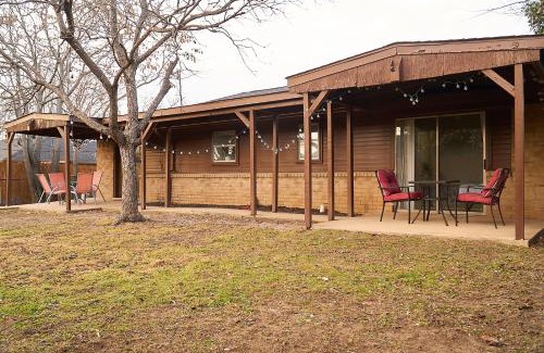 Frisco House | Cozy and relaxing home in downtown Frisco