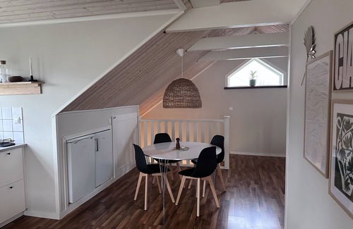 Ulricehamn Municipality House | Cozy apartment in own house with terrace near Lassalyckan