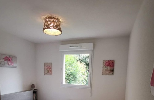 Breal-sous-Montfort Apartment | Cozy apartment with terrace