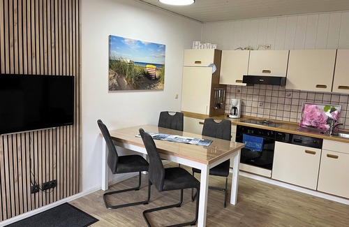 Borkum Apartment | Cozy apartment near the south beach, up to 4 pers. Handicapped/wheelchair accessible