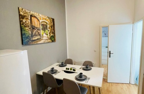 Halle Apartment | Cozy apartment "Gudrun" in Halle including parking space
