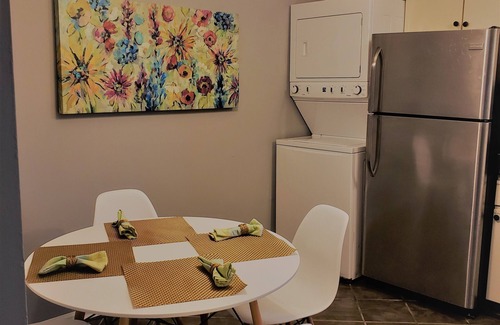 Cherry Hill Apartment | Cozy apartment in a great location
