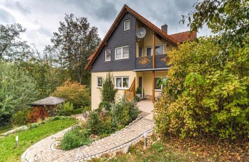 Unterrodach Apartment | Cozy Apartment in Marktrodach with Sauna