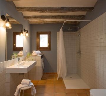 Orpi Apartment | Cozy apartment in Orpí with pool