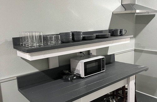 Petersburg Apartment | Cozy apartment in quiet, downtown neighborhood in Petersburg