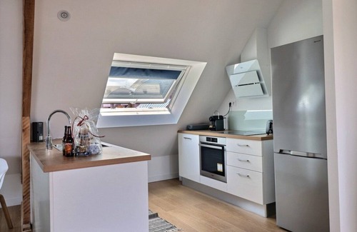Concarneau Apartment | Cozy apartment in the city center, 2 steps from the beaches - Stove - Garage