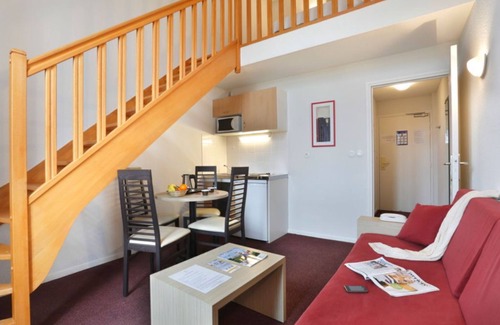 Epernay Condo | Cozy Apt w/Kitchen + Free Wi-Fi! On-Site Parking