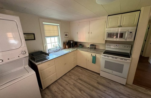 York Harbor House | Cozy Beach Cottage in the heart of York - walk to the beach!