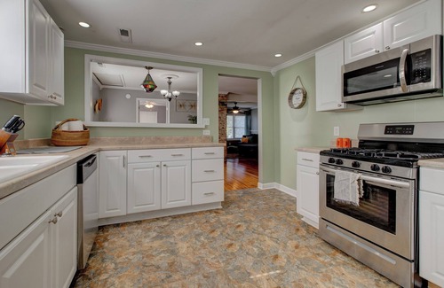 Lexington House | Cozy BoHo Paradise - Elegantly Peaceful