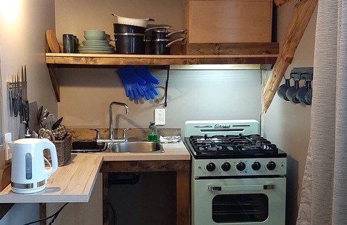 Dease Lake Cabin | Cozy Boutique Lodge Acommodations!