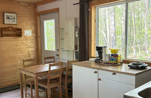 Notre-Dame-Des-Bois Cabin | Cozy cabin Fleur de Lys