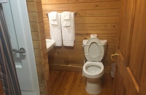 Argillite Cabin | Cozy cabin hideaway #3