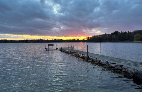 Stacy Cabin | Cozy cabin on a private lake to enjoy year round.