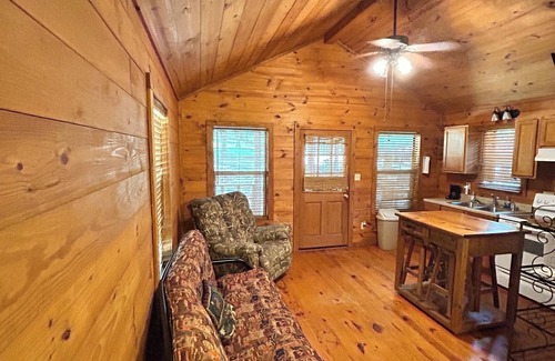 Jasper Cabin | Cozy cabin on the water