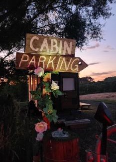 Waitoki House | Cozy Cabin2 with outdoor Bath at Dairy Flat Farm
