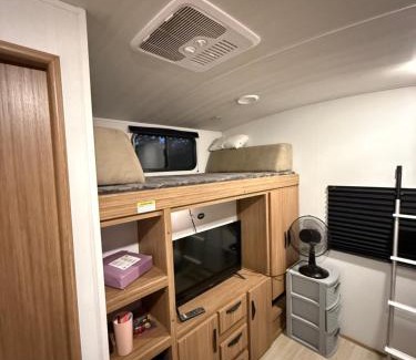 Edgecomb Other | Cozy camper escape close to boothbay