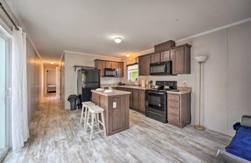 Cassopolis House | Cozy Cassopolis Retreat on Little Fish Lake!