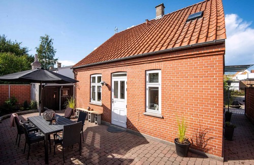 Nakskov Villa | Cozy central located townhouse in Nakskov