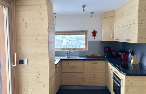 Demi-Quartier Ski Chalet | Cozy chalet 4 people ski in/out