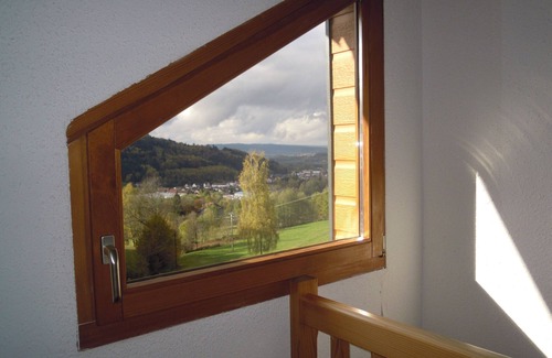 Plainfaing Cottage | Cozy Chalet Near Lakes, Skiing & Alsace Getaway - 3BR, Fireplace, WiFi, Baby-friendly Amenities