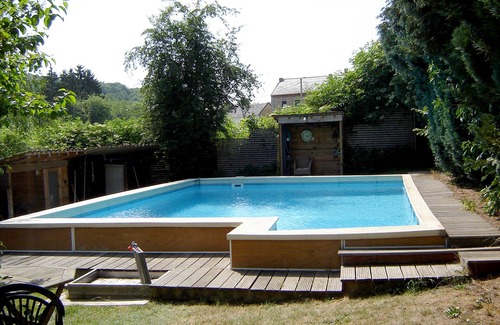 Hastiere-Lavaux House | cozy, comfortable, complete, spacious 6-person. holiday home with heated swimming pool